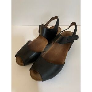Dansko Vera Black Leather Peep Toe Sandals Women’s Size 38
